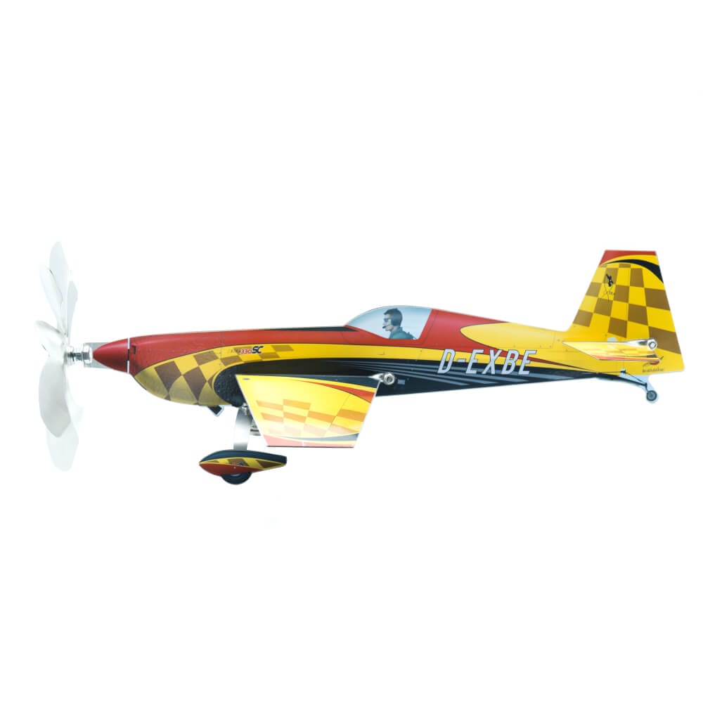 extra-330-sc-gartendekoration