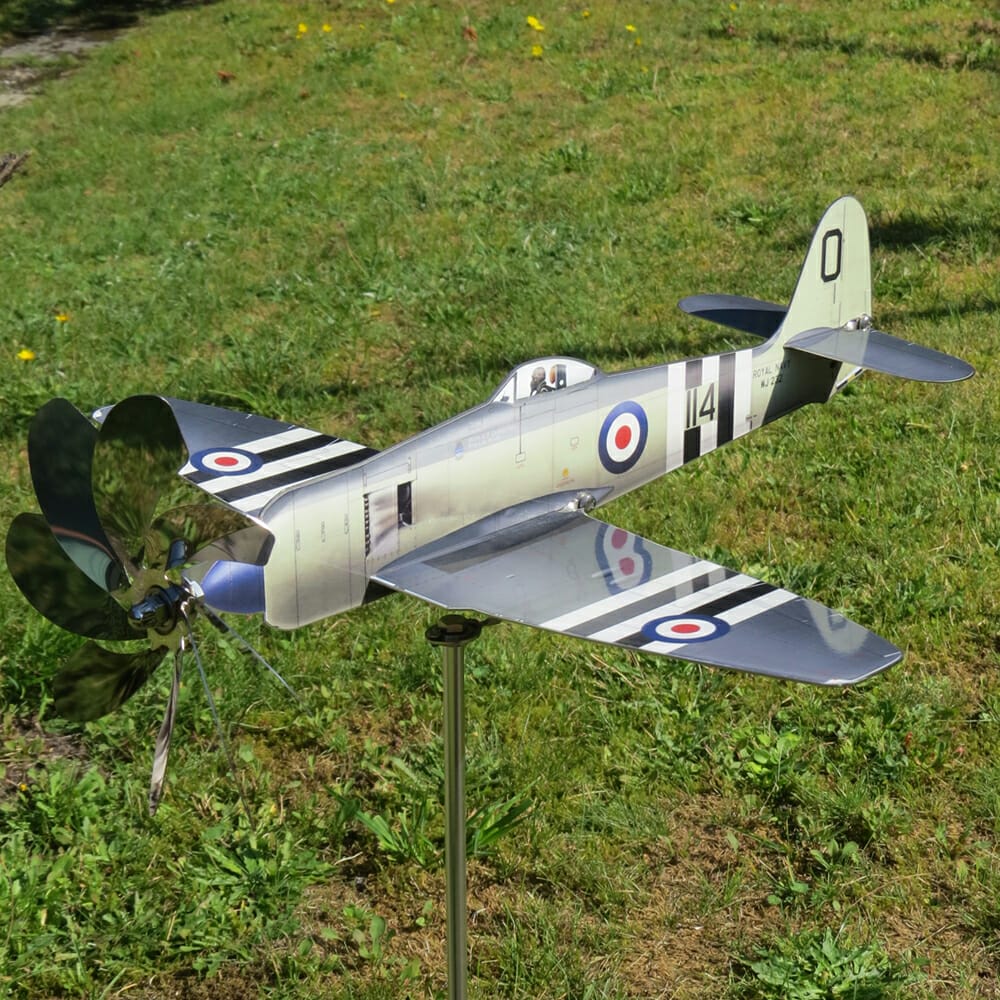 Sea Fury maxFlite Gardenfighters